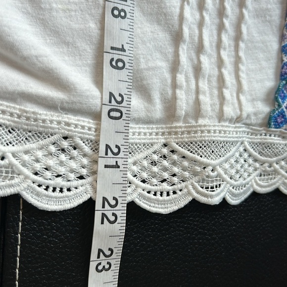 Anthropologie Sigrid White Blue Embroidered Top  Keyhole Tie Front Sz S - Picture 10 of 10